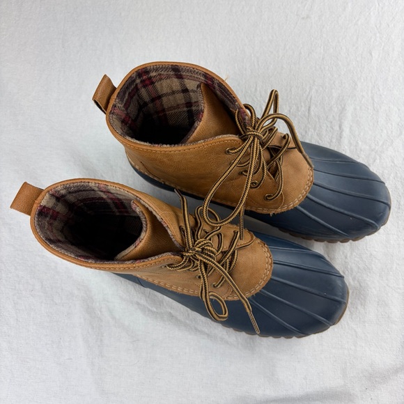 Henry Ferrera Women’s Tan Navy Faux Leather Lace Up Duck Boots sz. 8 - Picture 3 of 13